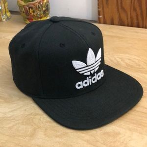 Trefoil logo adidas flat bill SnapBack hat
